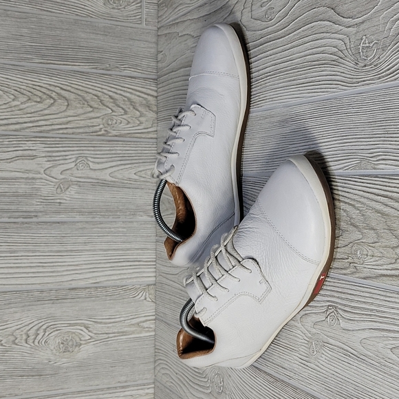 True Linkswear Stealth All White Leather Golf Shoes, Men's 10 - Picture 1 of 14